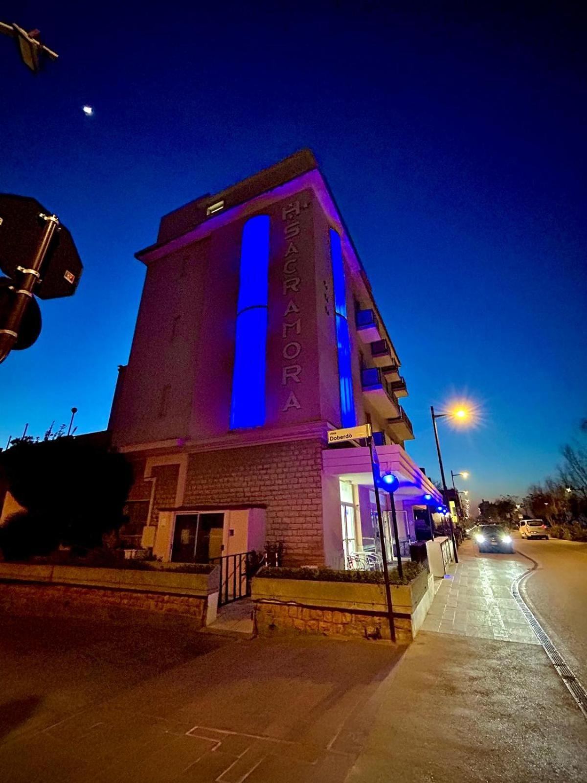 Hotel Sacramora リミニ エクステリア 写真