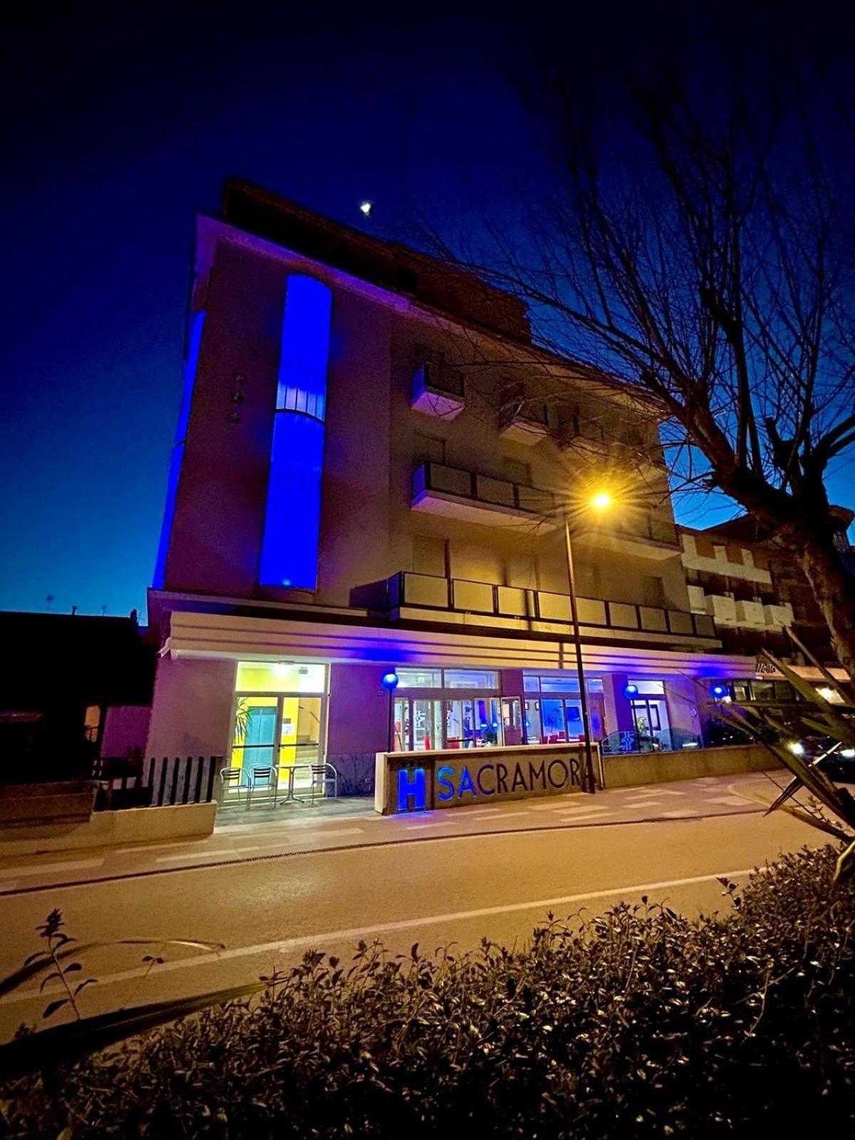 Hotel Sacramora リミニ エクステリア 写真