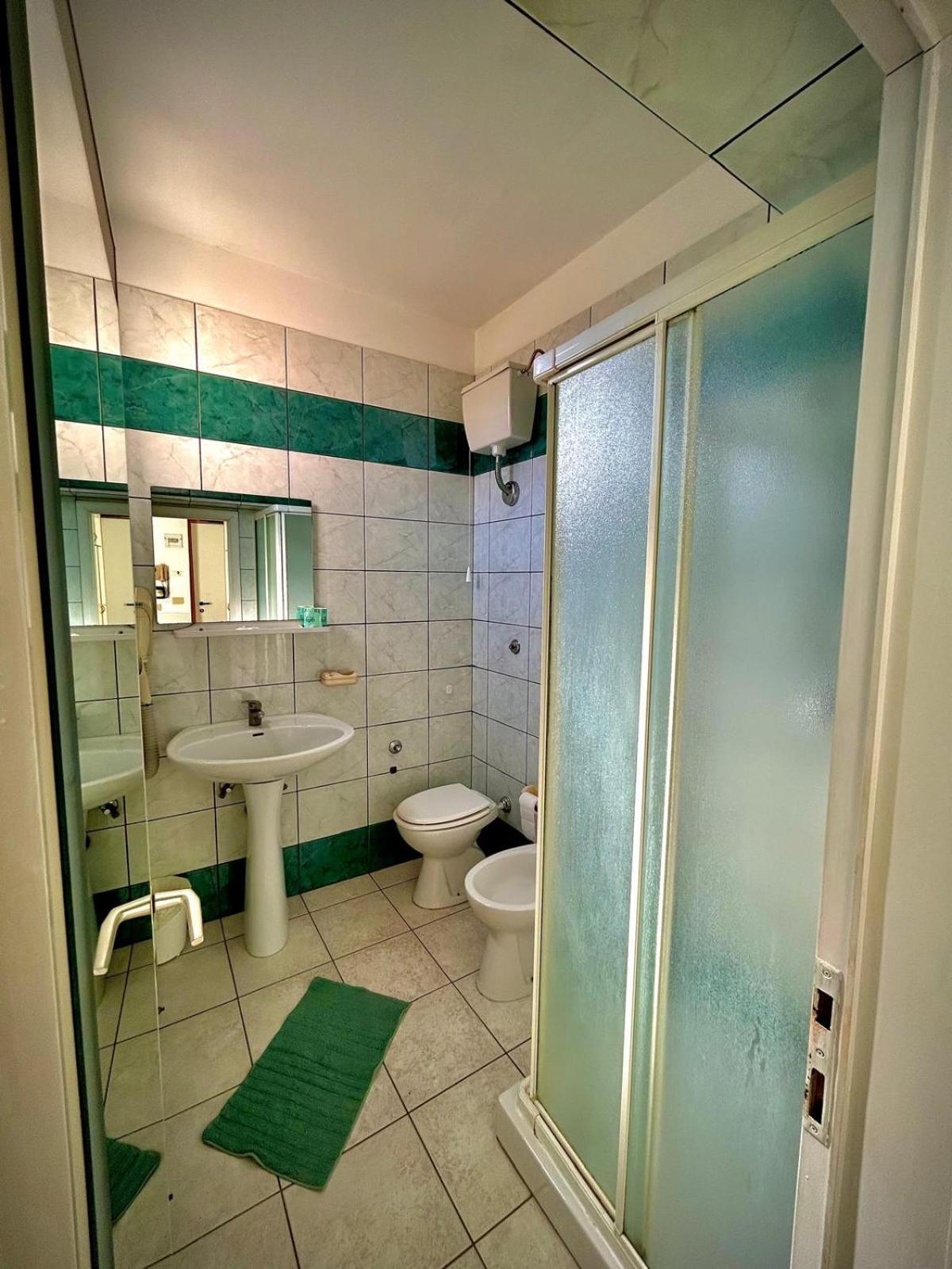 Hotel Sacramora リミニ エクステリア 写真