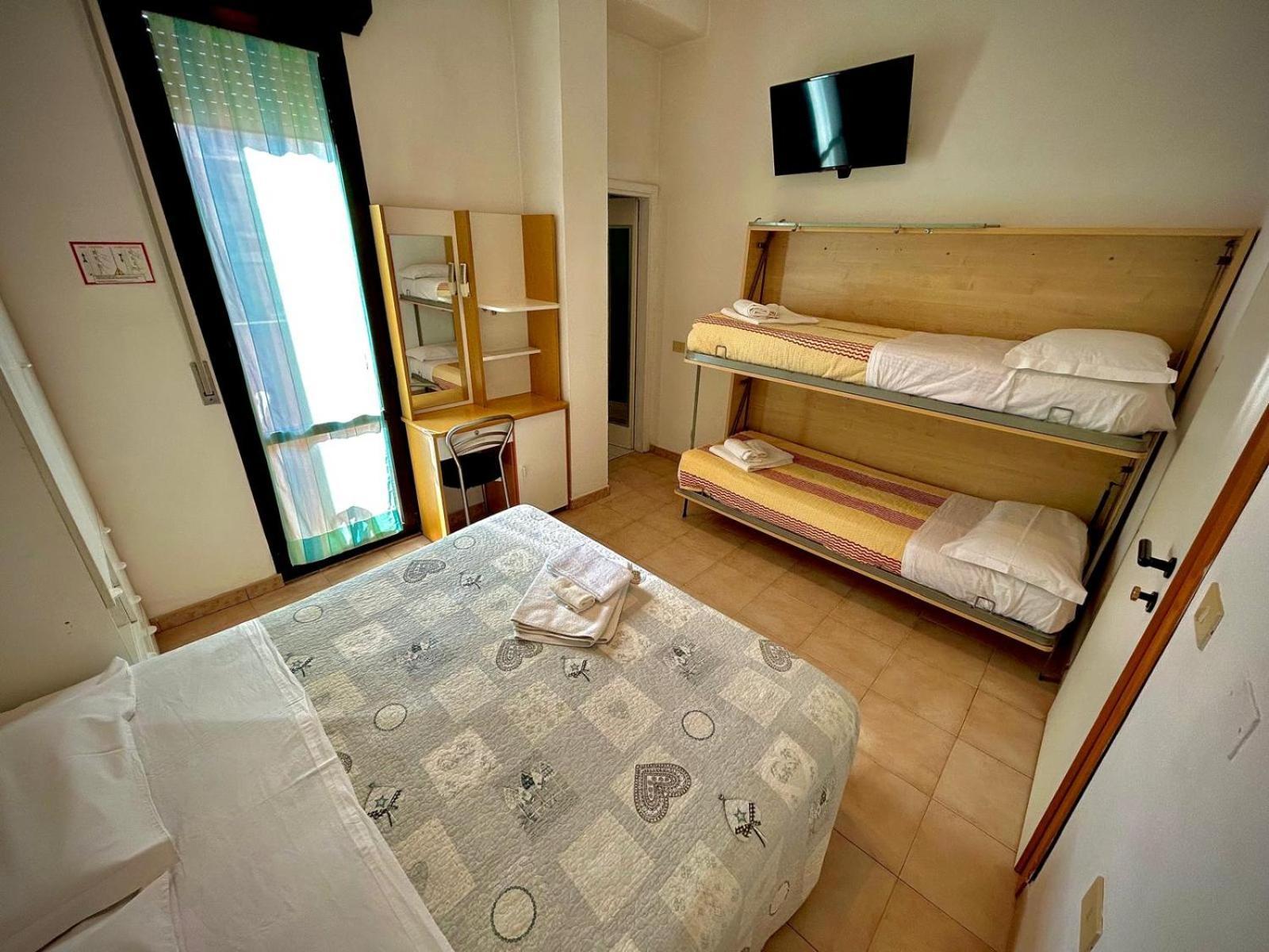 Hotel Sacramora リミニ エクステリア 写真